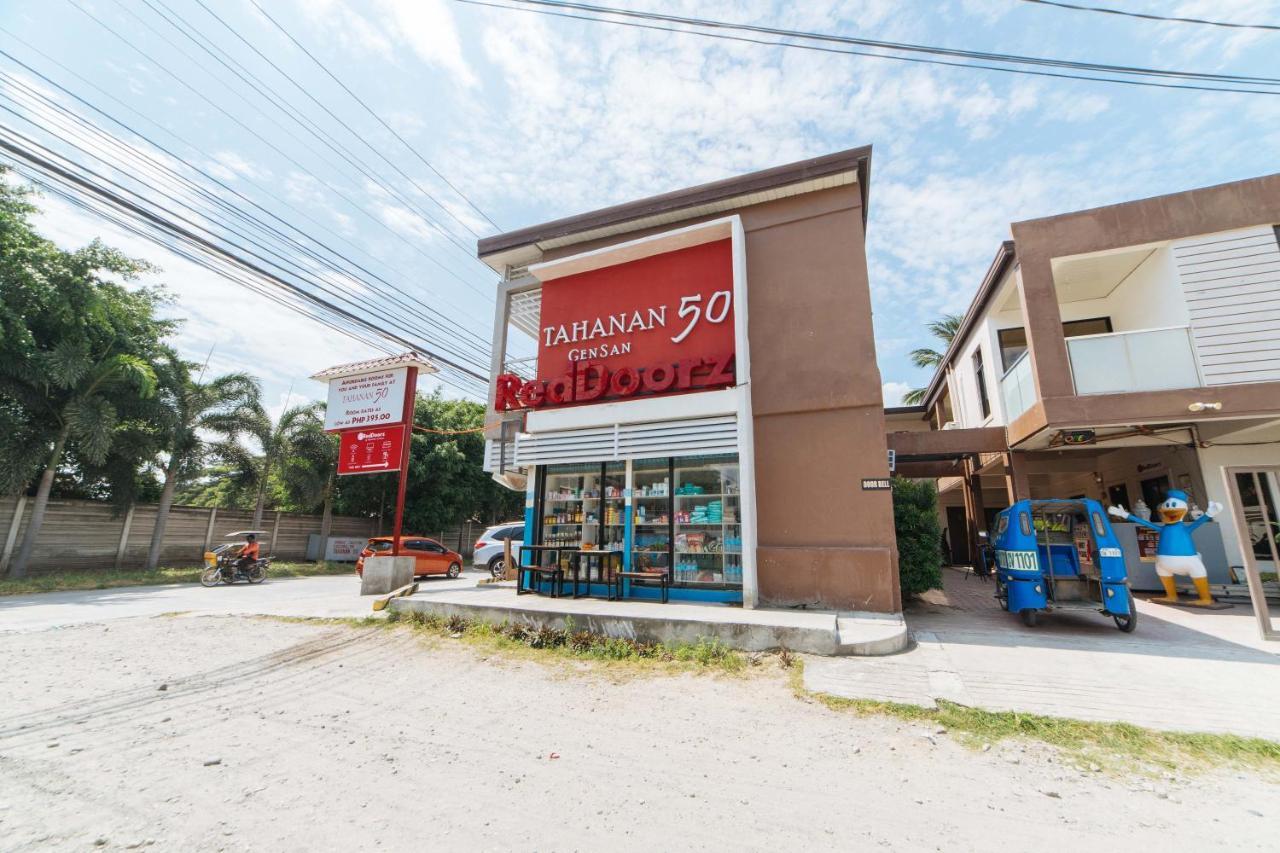 Hotel Reddoorz @ Aparente Gensan General Santos City Exterior foto