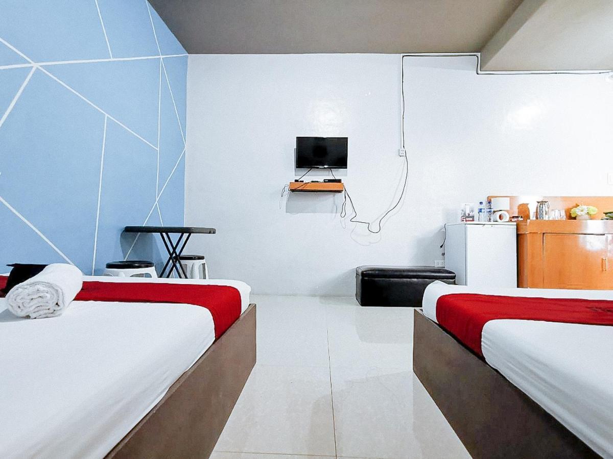 Hotel Reddoorz @ Aparente Gensan General Santos City Exterior foto