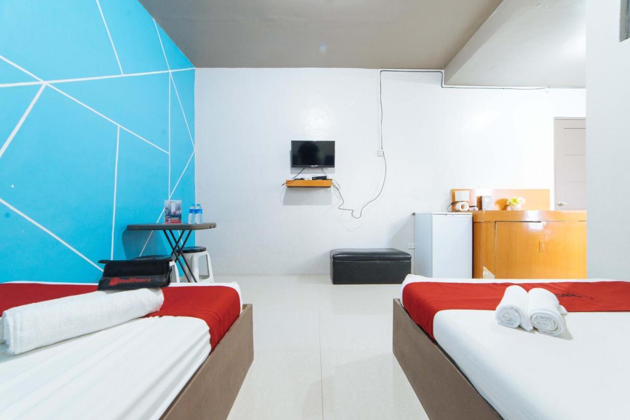 Hotel Reddoorz @ Aparente Gensan General Santos City Exterior foto